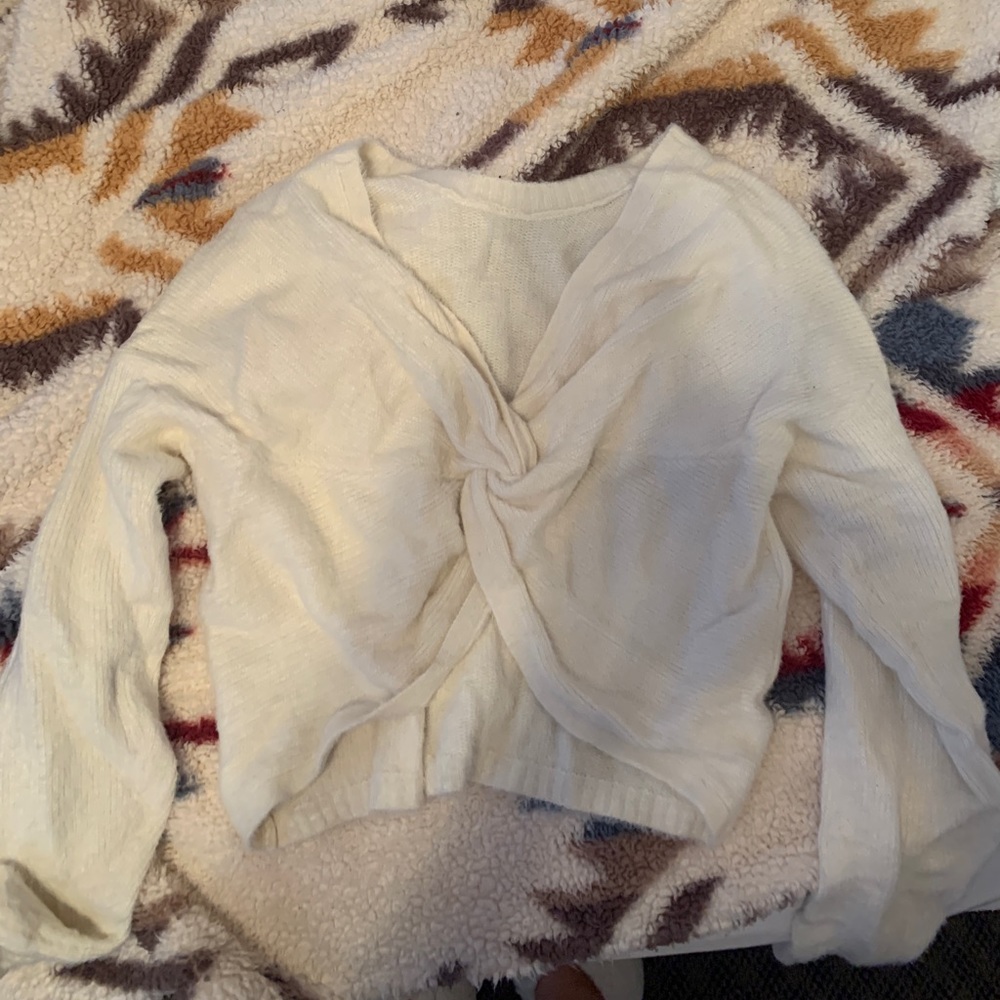 Hollister sweater